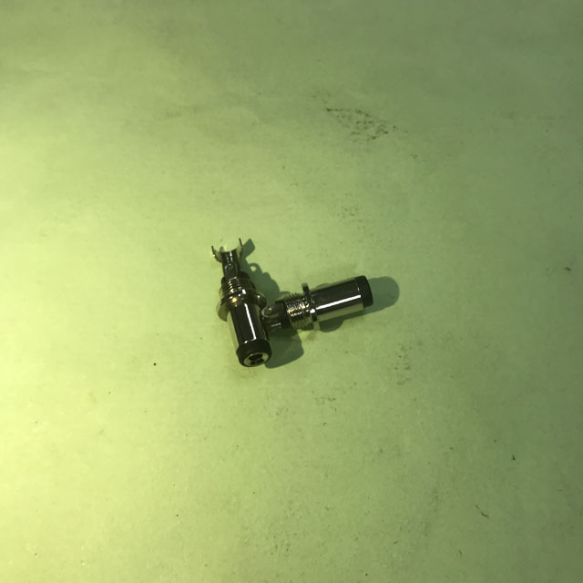 SH-572本體5.5*2.1*9.5金屬邊8mm