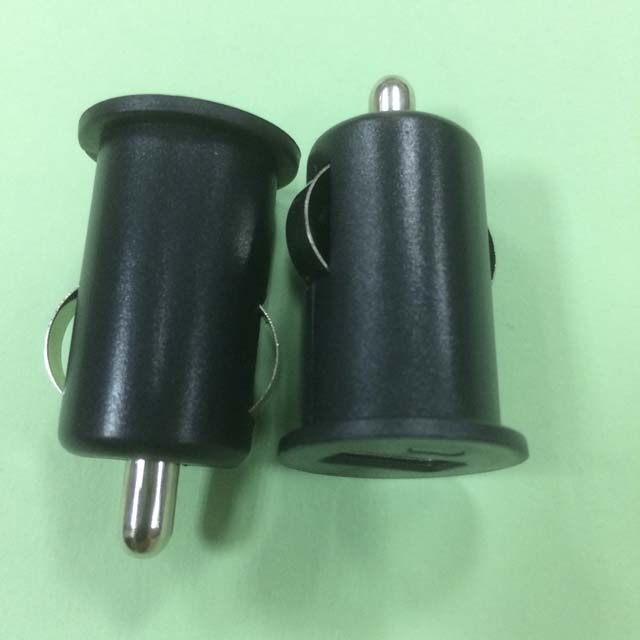 車充頭4.5CM單孔1A+LED燈