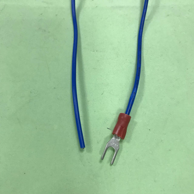 3.7Y端藍18AWG