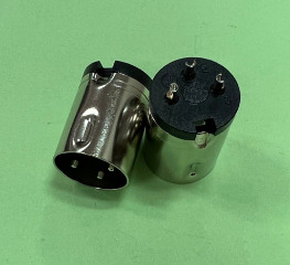 大3PIN